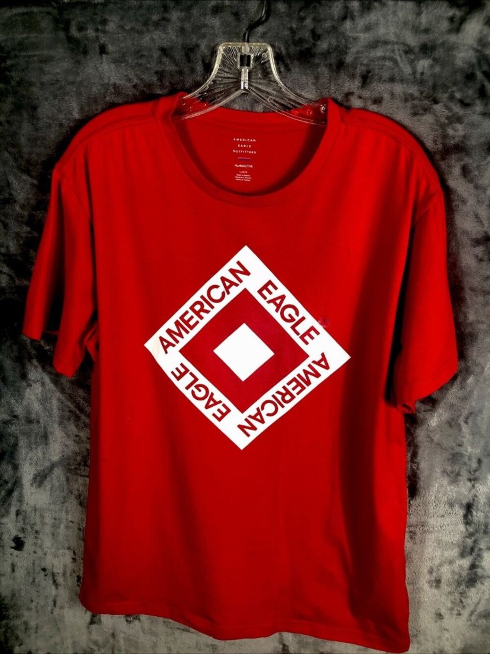 American Eagle Mens Outfitters Red Graphic T-Shirt L